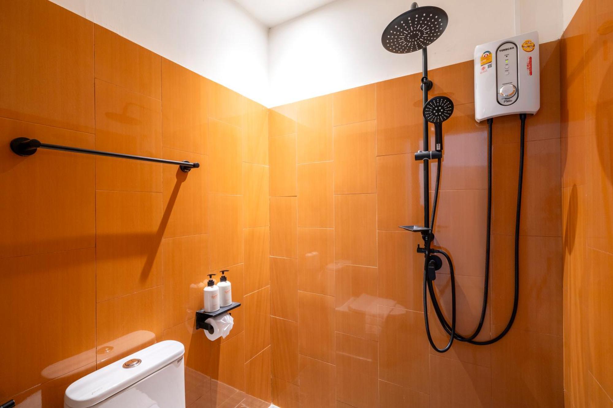 Horange Phuket Town Hotel Værelse billede
